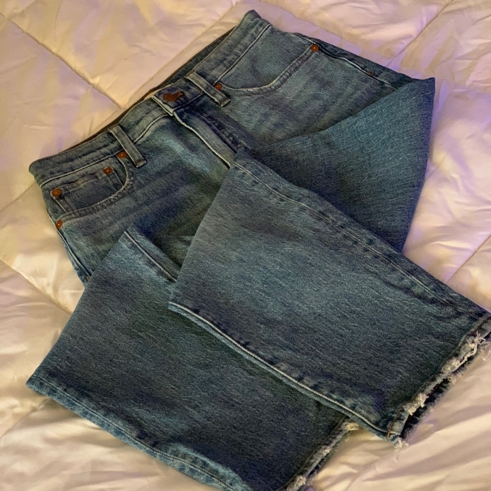 Madewell Classic Straight Jean!